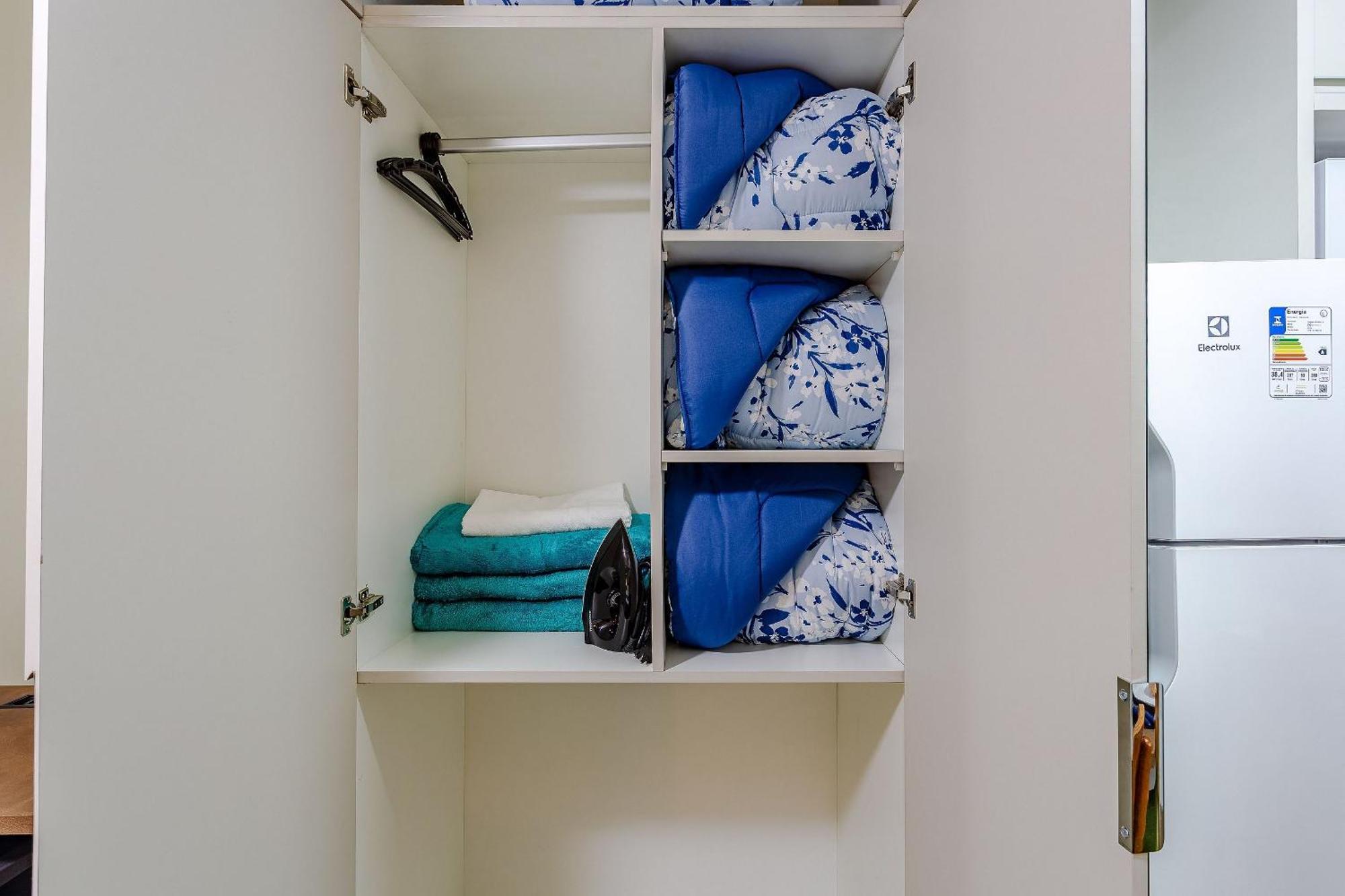 Apartamento Dom Bras - Amplo E Confortavel Pra Toda Familia, Com Piscina
