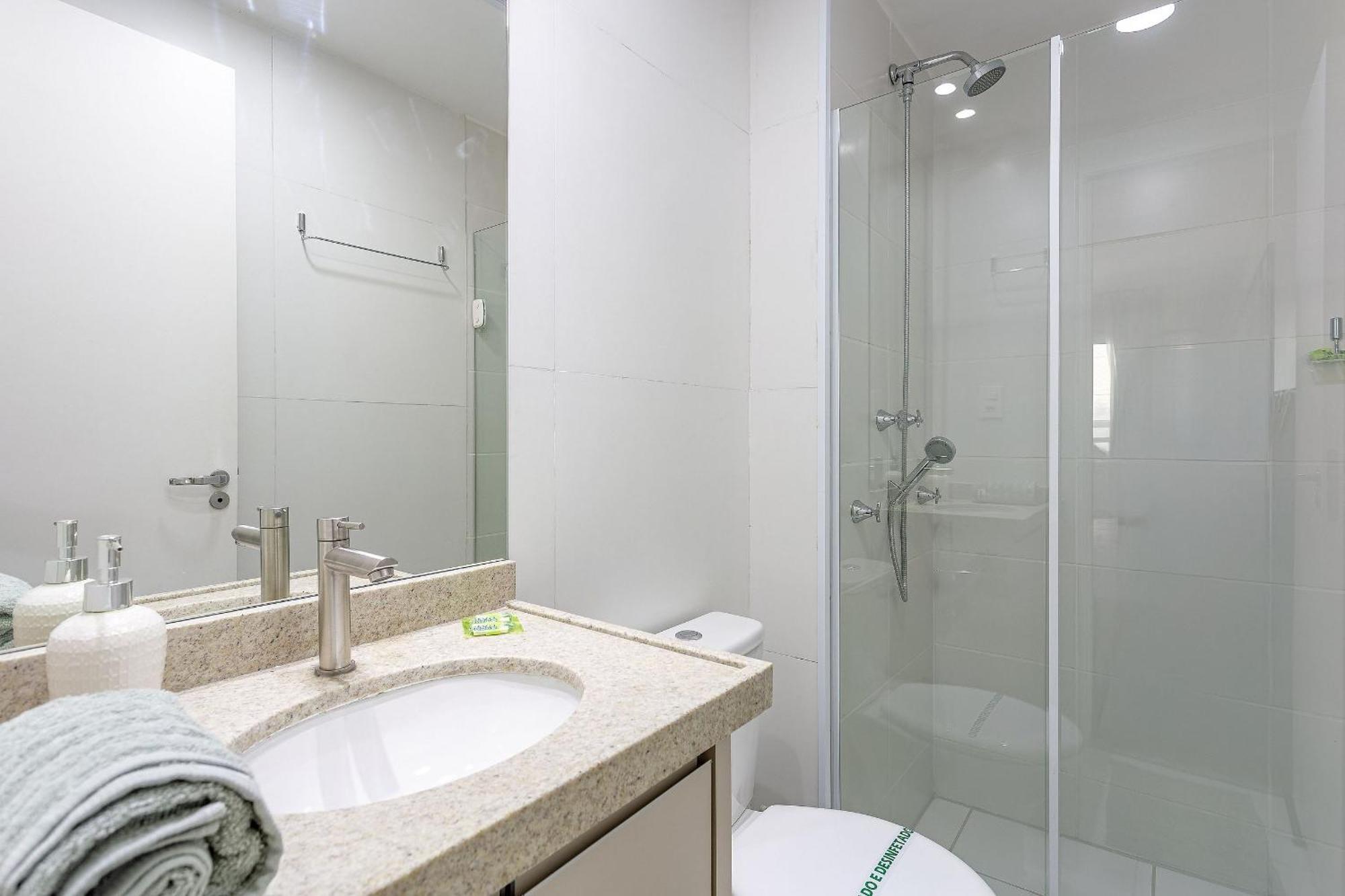 Apartamento Dom Bras - Amplo E Confortavel Pra Toda Familia, Com Piscina *